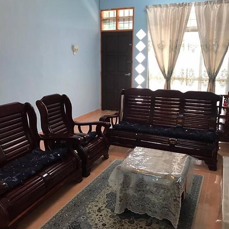 Homestay Che Mat Kuala Terengganu Exteriör bild