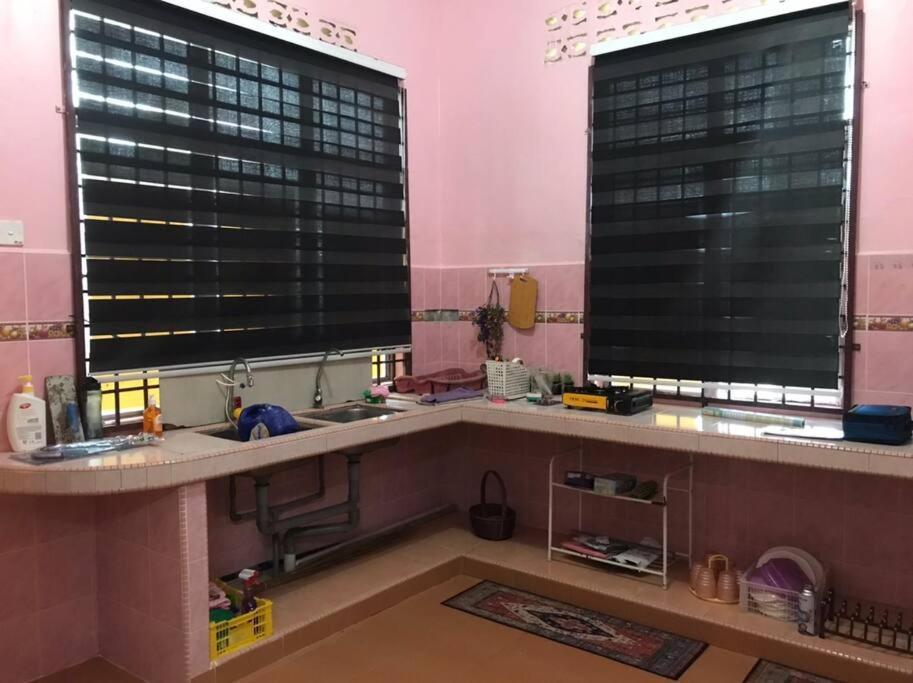 Homestay Che Mat Kuala Terengganu Exteriör bild